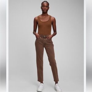 Gap Cheeky Straight High Rise jeans in size 26 (US 2)